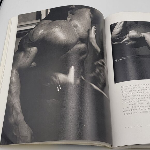 Arnold Schwarzenegger A Portrait By George Butler paperback cover vintage 1990 - Picture 5 of 13